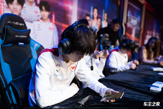 往届MSI回顾：过往MSI中LPL队伍首战均未失利，最差战绩四强